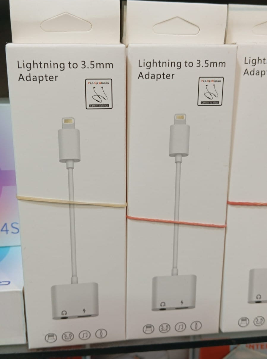 Apple iPhone Connector Lightning to 3.5mm Earphone Jack &amp; Mobile Charging Jack