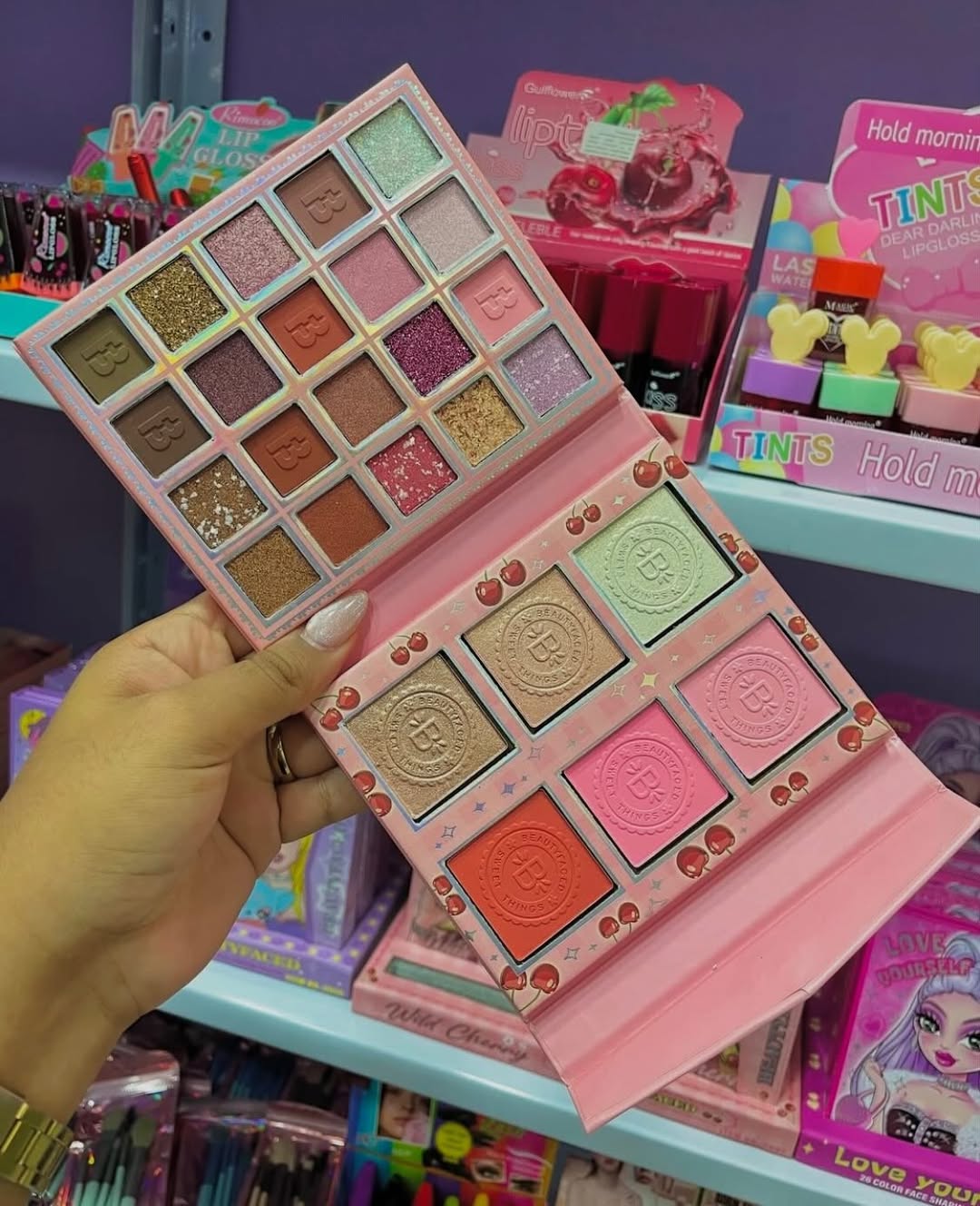 Eyeshadow Kit for Girls: Complete Set for Stunning Eye Makeup - Best