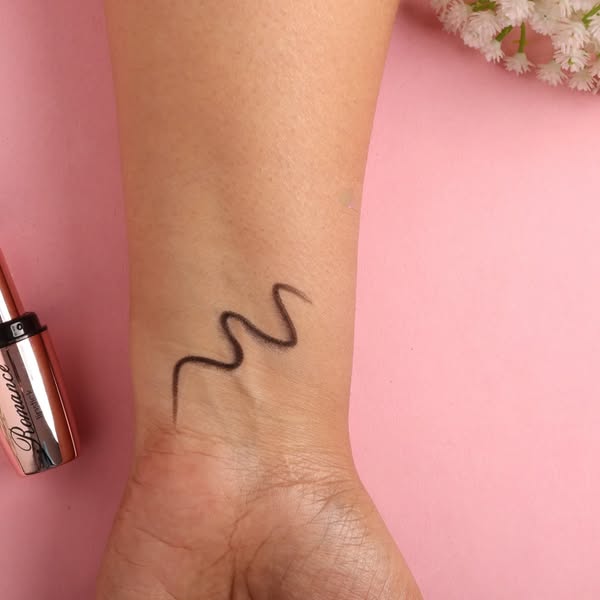 Romance Kajal | Waterproof | Smooth matte finish | Instant Color |