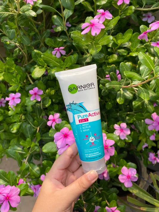 3 in 1 Garnier Skin Natural Pure Active Wash + Scrub +