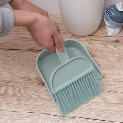 1 Pc Imported Mini Broom &amp; Dustpan Set - Perfect for Desktop