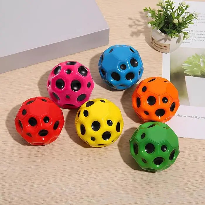 1 Pc of Super High Bouncing Colorful Space Moon Ball (random color)