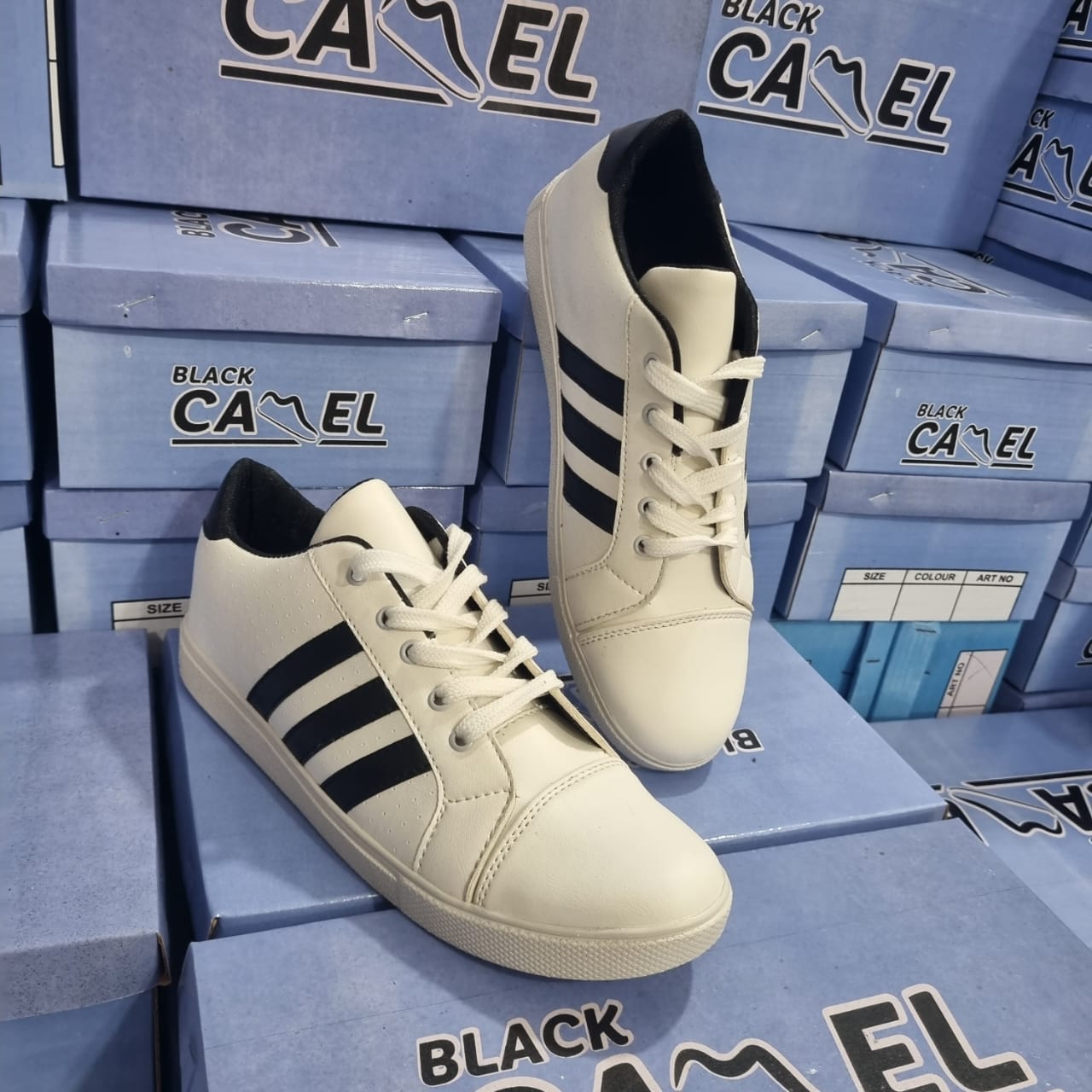 Black Stripe Canvas Sneakers (Rotterdam (991) - 41-44)