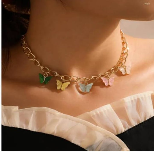 Elegant Multi Color Butterfly Chain Material Alloy /Beautiful Chain Necklace with Butterfly