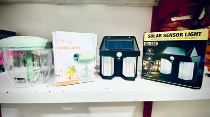 Deal pack of 2 - Solar Wall Lamp and Hand Pull Food