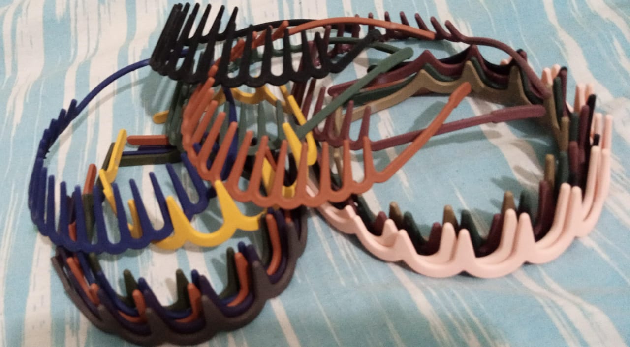 (pack of 2 ) Comb plastic hair bands Plastic Non Slip