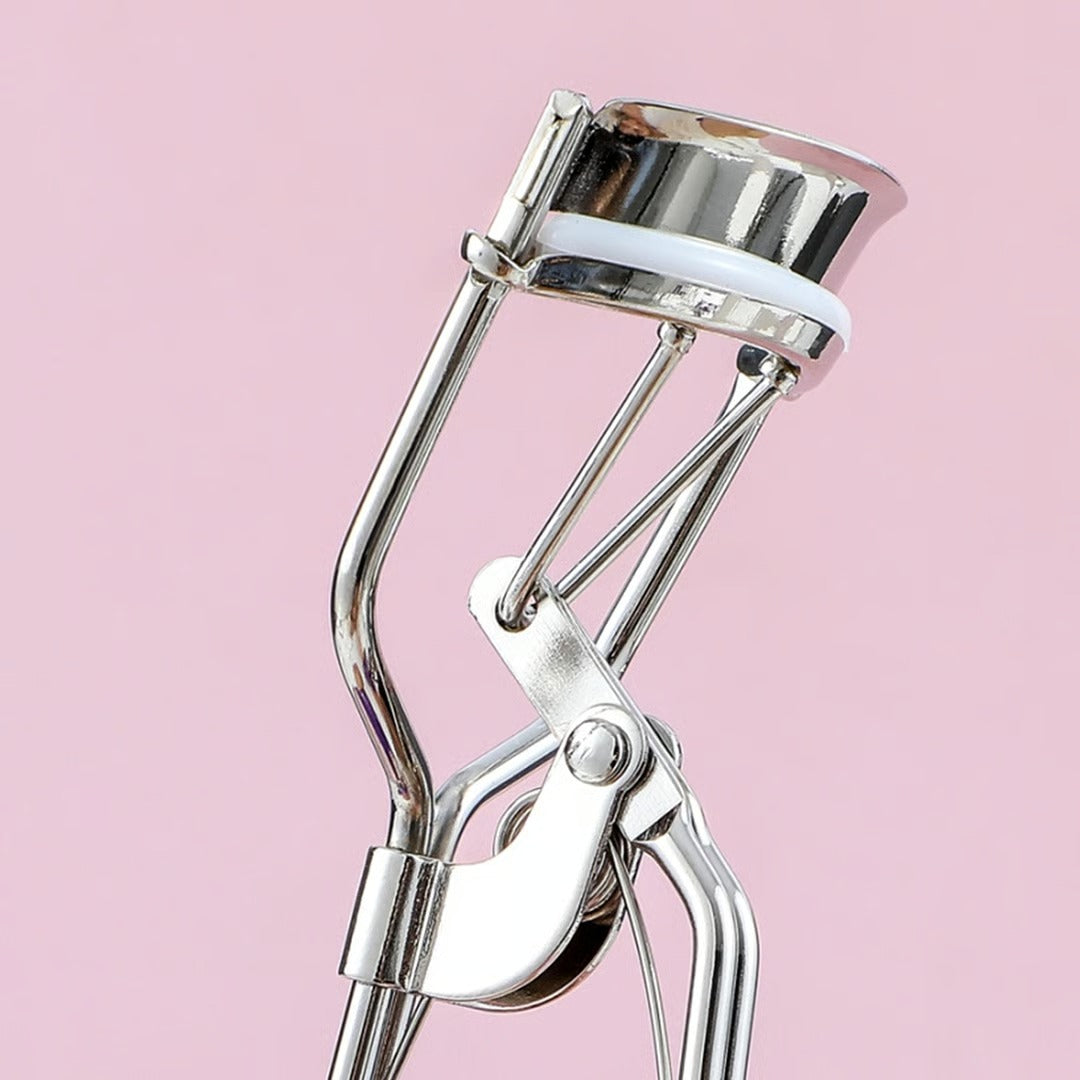 Eyelash Curler, Makeup Tool With Silicone Cushioned Curler Pad ,Creates Eye-Opening &amp;