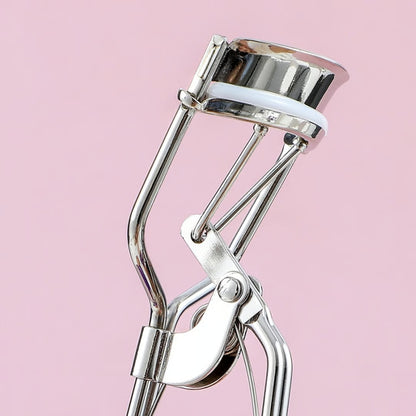 Eyelash Curler, Makeup Tool With Silicone Cushioned Curler Pad ,Creates Eye-Opening &amp;
