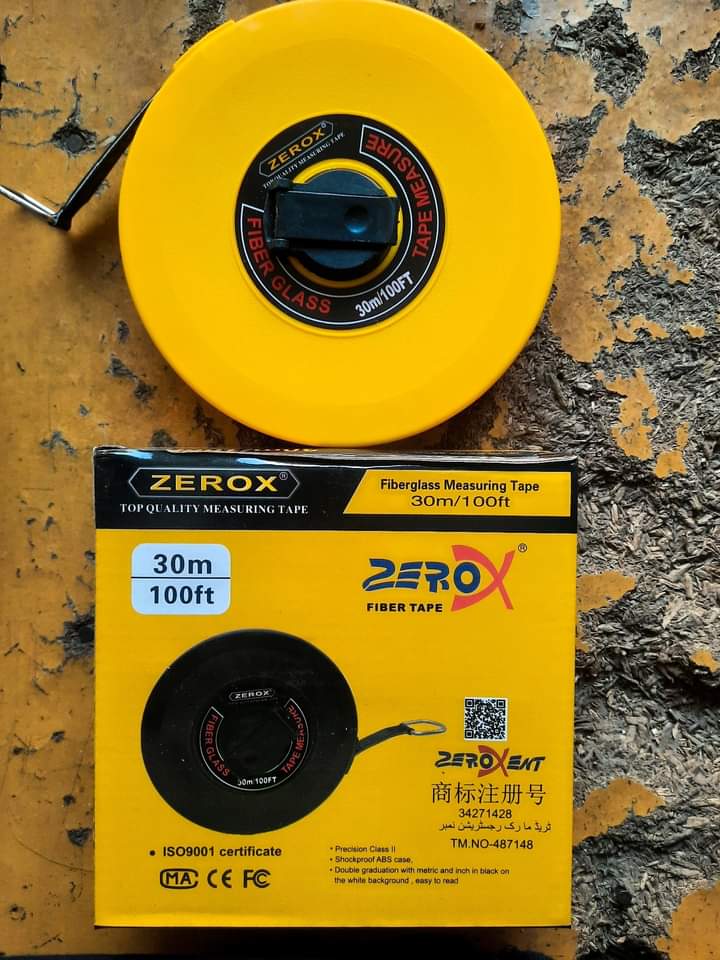 Measuring Tape 30m/ 100ft, Heavy Duty For Professionals Fibre glass ZEROX top