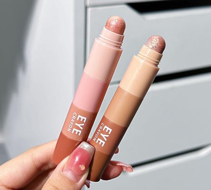 (one pcs ) 4 in 1 eye makeup pen (random color)