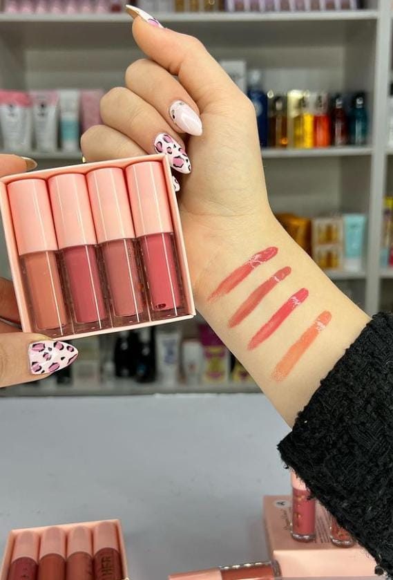 pack of 4 Shiny Nude lipgloss
