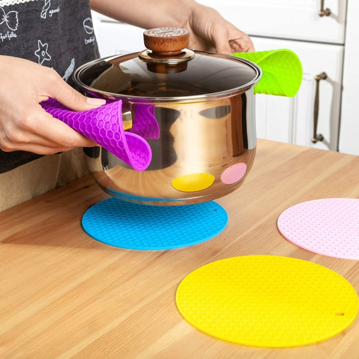 Multifunction Original Heat Resistant Silicone Mat Nonslip Pads Pot Holder Table Place