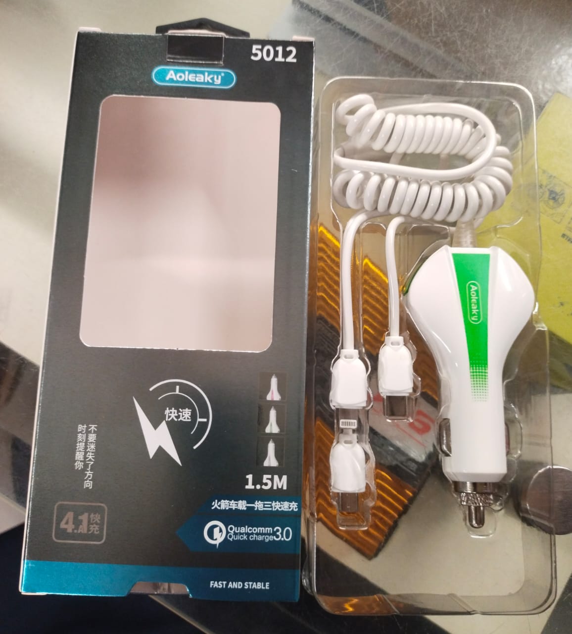 Aolike 5012 Car Phone Charger USB Fast Charge One Drag 3in1