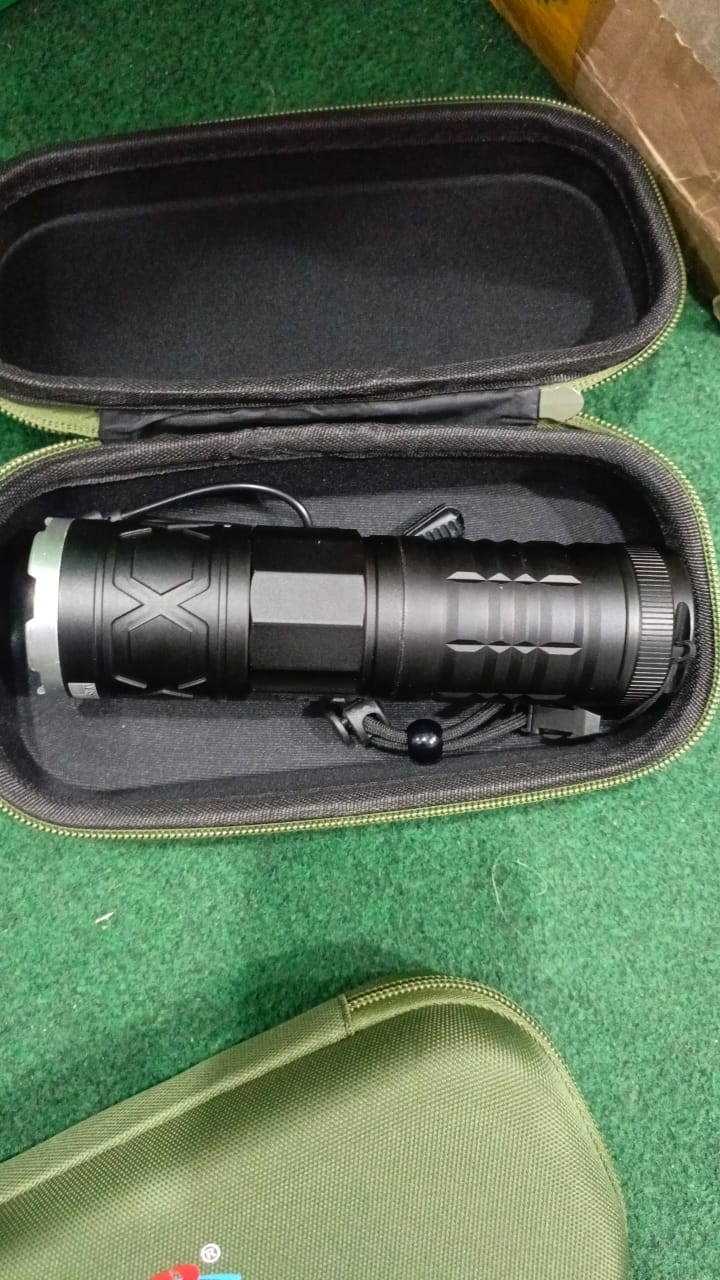 P-90 Xball Multifunctional 2Km Range Flashlight