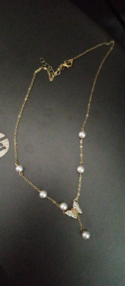 Gold Butterfly Pearl Choker Necklace for Women Girls Butterfly Pendent Necklace Pearl