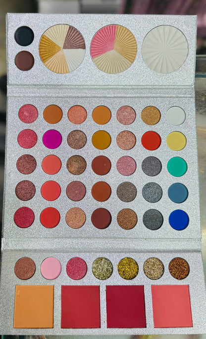 Muicin White Blusher &amp; Eyeshadow Palette 51 shades
