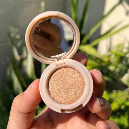 Mocallure 3 in 1 blusher highlighter kit Package Includes: 1 x Blusher