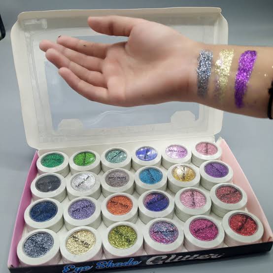 Shimmer Glitter Eyeshadow Glitter Powder Set Face &amp; Eye high Pigmented (Random