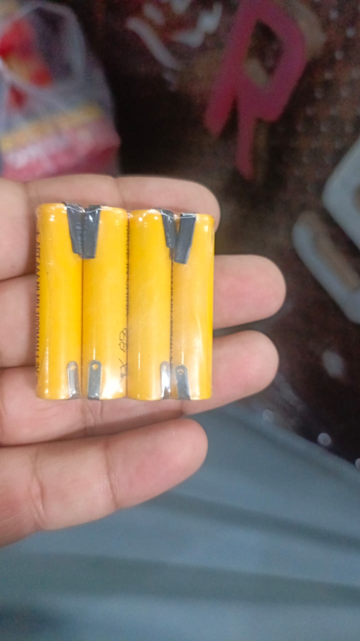 Pack of 4 1800mAh AA Size Rechargeable Battery 1.2V | Rechargeable Batteries