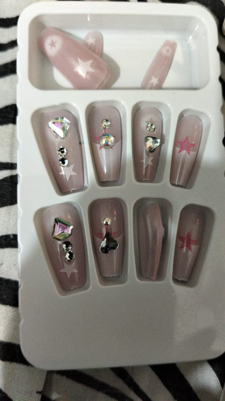 10 PCs Fake Nails False Nails Wearable Nails Stylish Pattern Artificial Nails