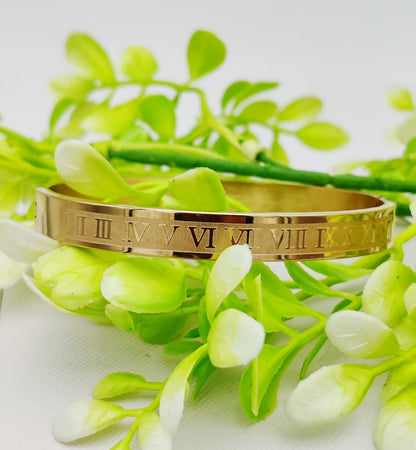 Adjustable Imported Cartier Roman Numeral Gold Bracelet | Best Quality Artificial Bracelet