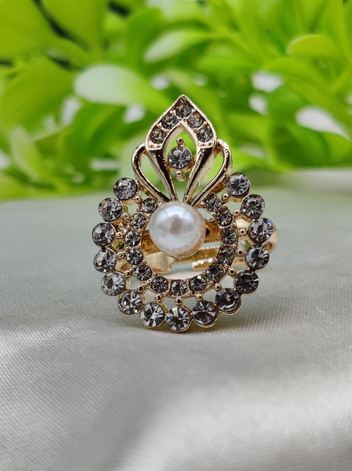 1 Piece Imported Radiant Crystal Blossom Ring Unmatched Elegance in Every