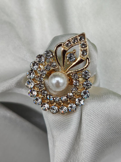 1 Piece Imported Radiant Crystal Blossom Ring Unmatched Elegance in Every