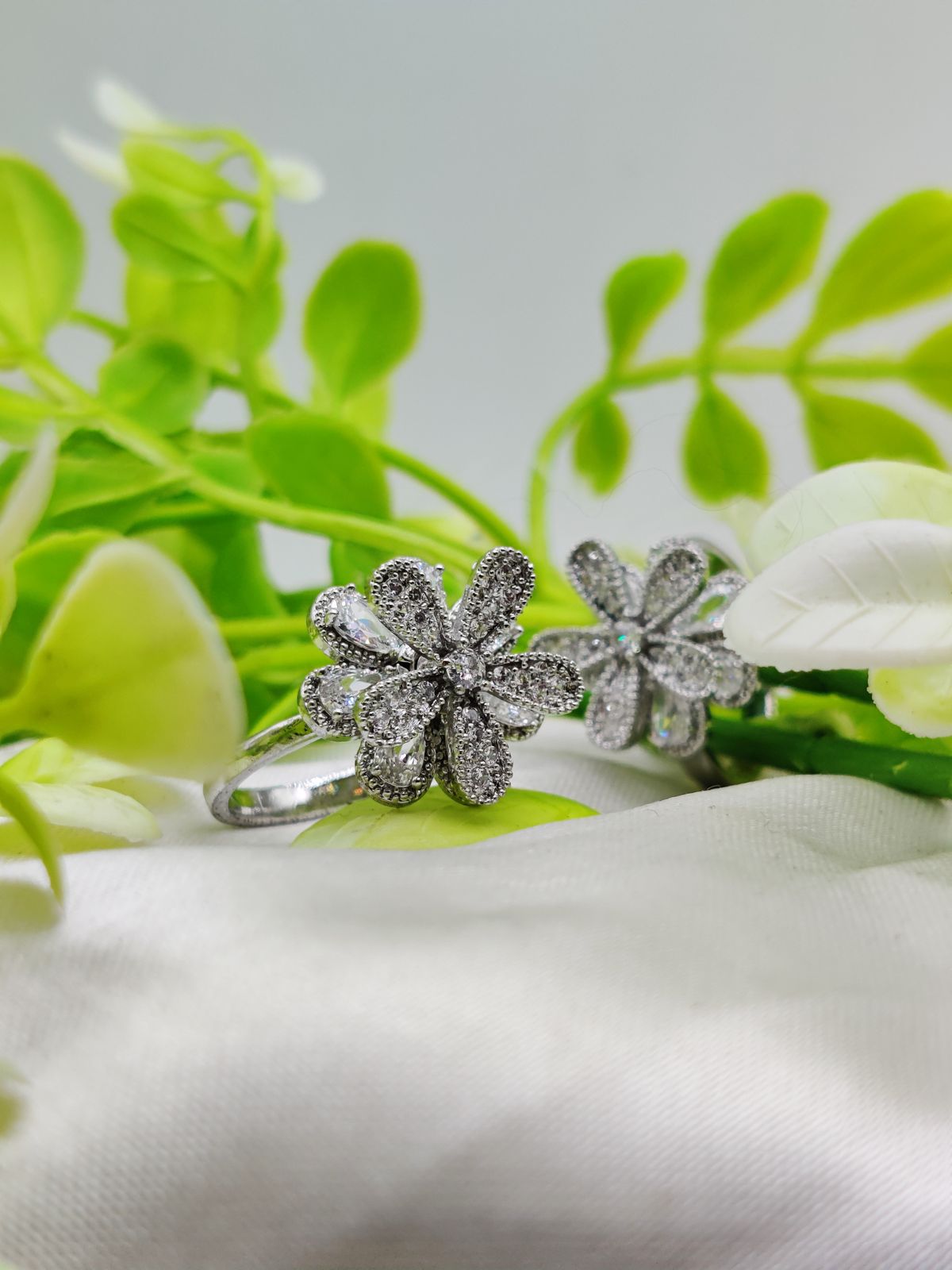 1 Piece Imported Blooming Elegance Adjustable Ring Set Two Radiant Color