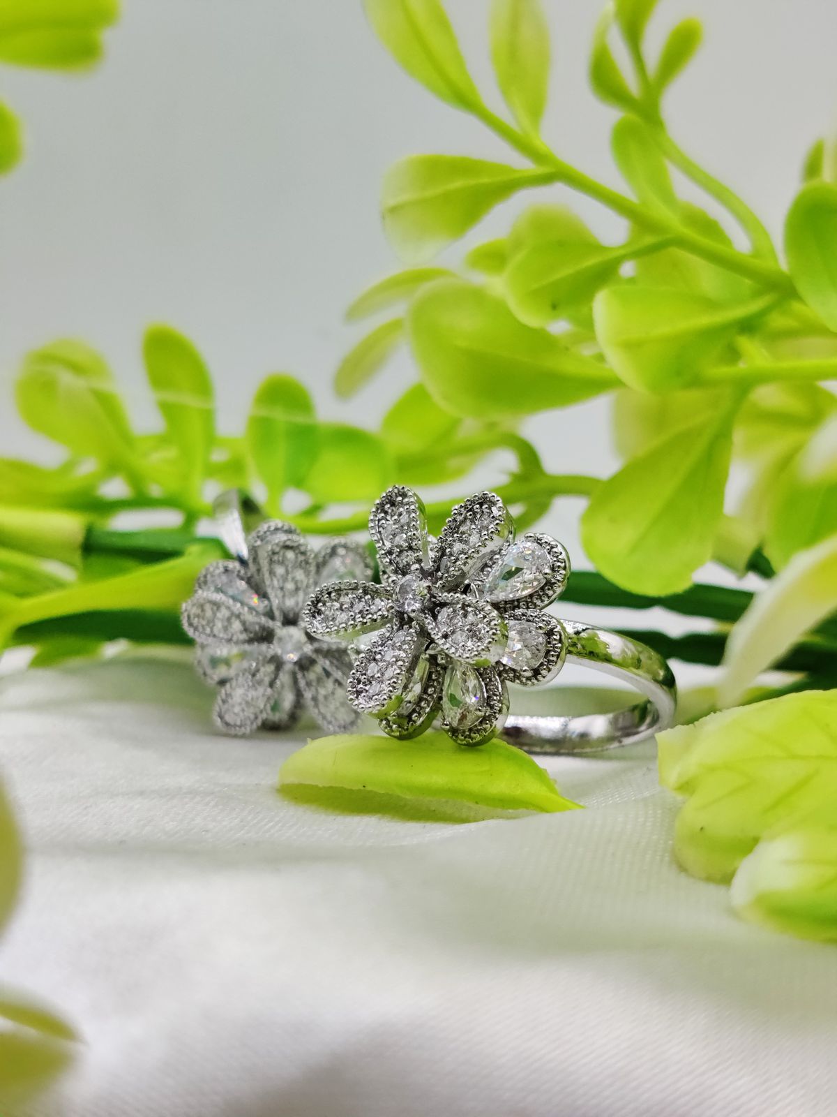 1 Piece Imported Blooming Elegance Adjustable Ring Set Two Radiant Color