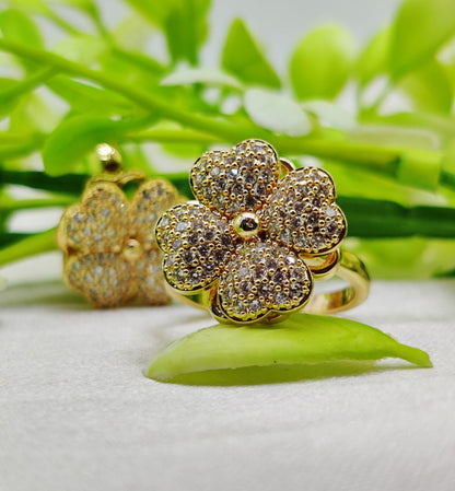 1 Piece Imported Blossoming Elegance Moveable Ring Gold &amp; Silver Color