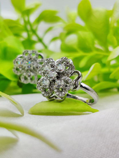 1 Piece Imported Elegant Moveable Floral Cluster Ring with Sparkling Zircon Detailing