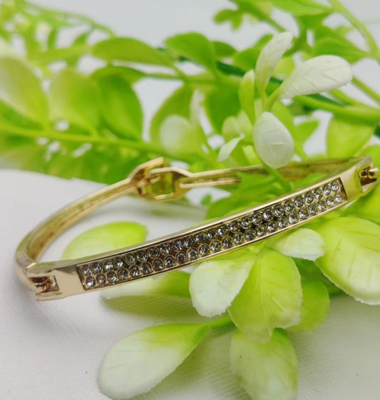 Adjustable Imported Crystal-Embellished Bracelet Elegance Redefined! | Best Quality Artificial Bracelet