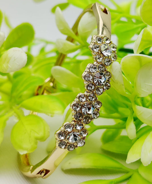 Sparkling Floral Adjustable Bracelet | Best Quality Artificial Bracelet For Girls &amp;