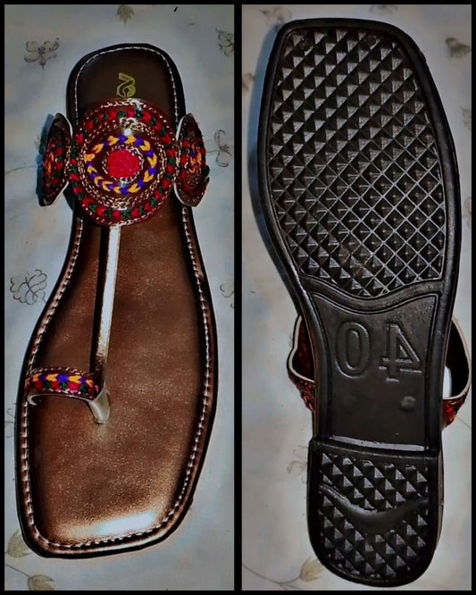 Kolhapuri Slipper Design No. 25-80 Elegant Brown Handcrafted Footwear (With Box