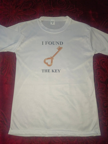The Key &amp; My Heart Style White T-Shirt - Key &amp; Heart