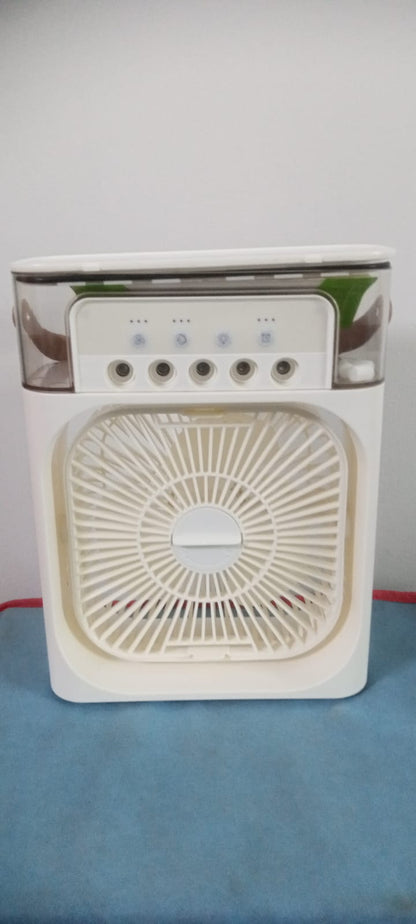 Portable Air Conditioner Fan USB Electric Fan with LED Night Light, Fine