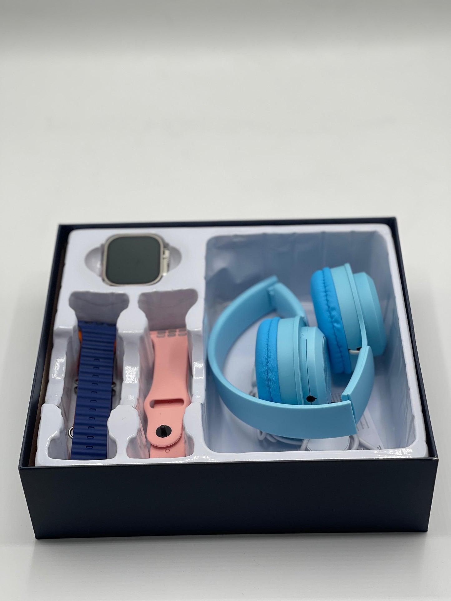Ultra 2 Smart Watch Bundle Includes Free P47 Wireless Headphone +