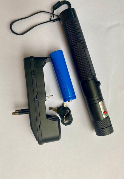 jy-303 Green Laser Pointer Rechargeable with Lock Key, Charger &amp; Ideal