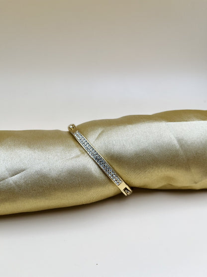Adjustable Imported Crystal-Embellished Bracelet Elegance Redefined! | Best Quality Artificial Bracelet