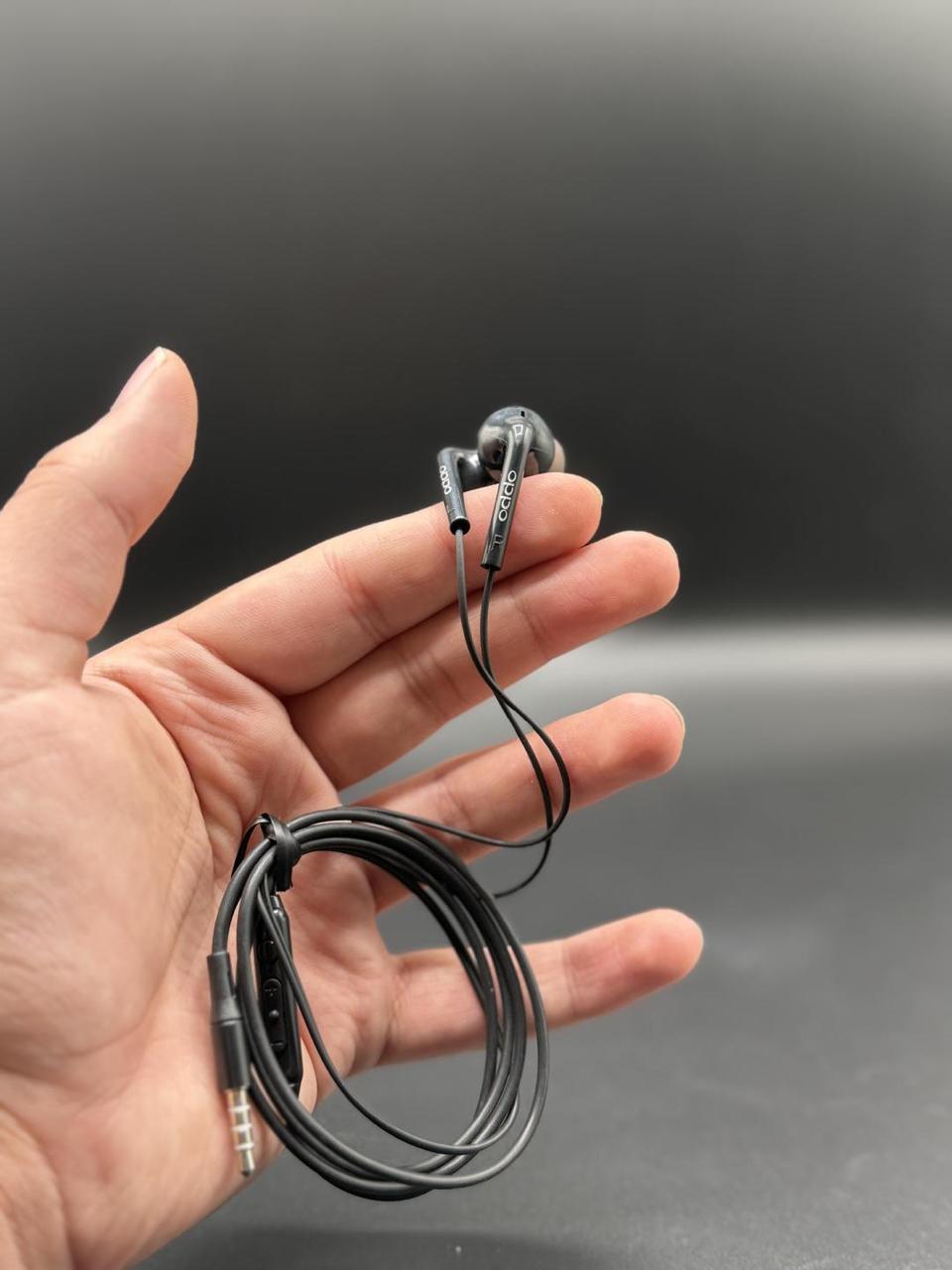 Wired Type-C Earphones with Mic In-Ear Design &amp; Volume Control |