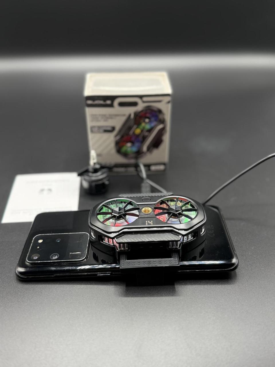 FS06 Semiconductor Cooling Mobile Phone Cooler Radiator Dual Fans Digital Display for