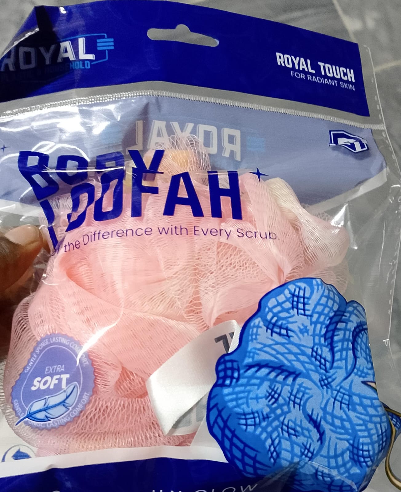 (1 pcs)Soft Mesh Bath Sponge Exfoliating Body Scrubber Random color -
