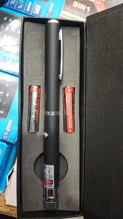Green Multipurpose Laser Pointer Pen with Adjustable Antenna Cap for Pattern Projection