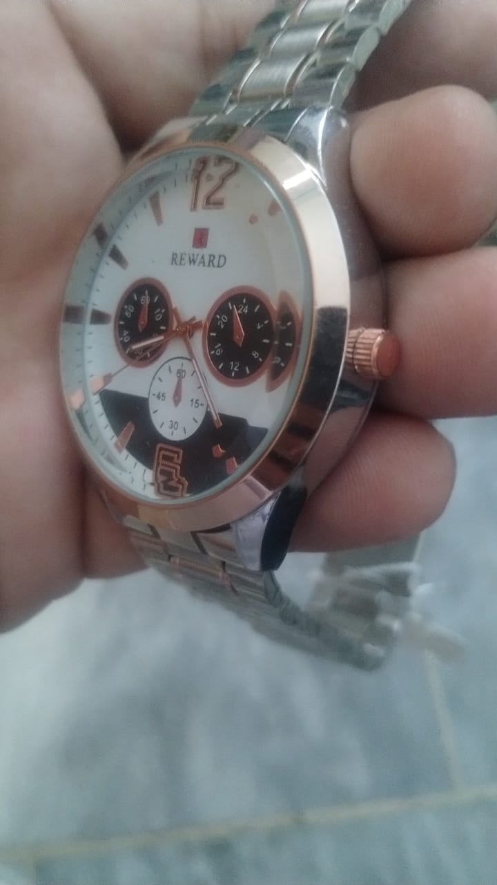 REWARD Men’s Watch Premium Quality, Waterproof, Stylish Design (with Gift Box) - CheckNpays