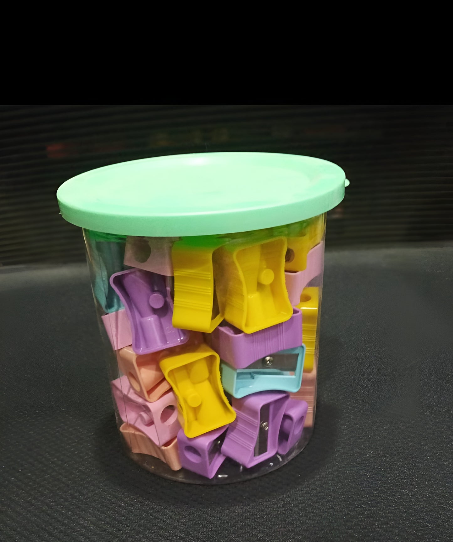 Pack of 50 DUX Plastic Pencil Sharpeners with 8mm Blade, Durable Multicolor