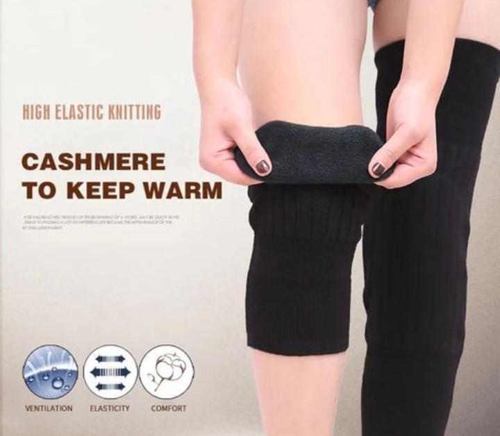 Unisex Wool Knee Length Leg Warmers Plain Black, Comfortable &amp; Stylish - CheckNpays