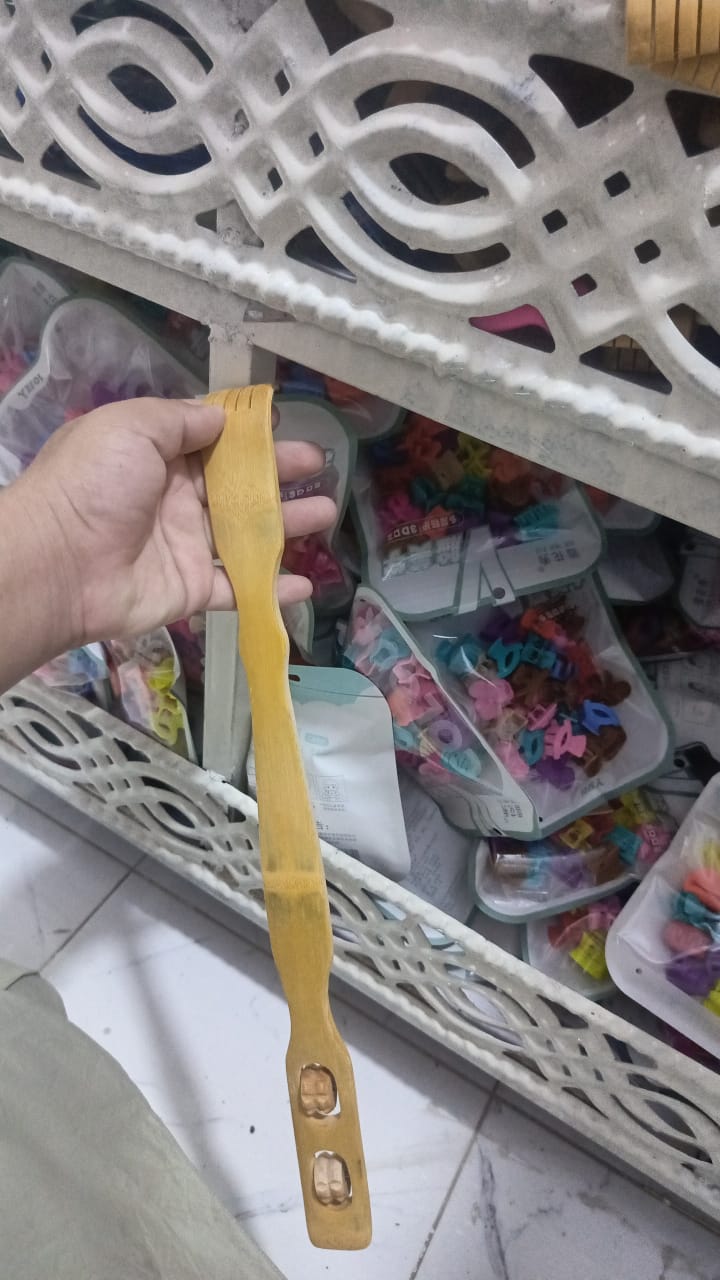 2 Pcs Wooden Back Scratcher &amp; Massage Stick Long Handle Backscratching