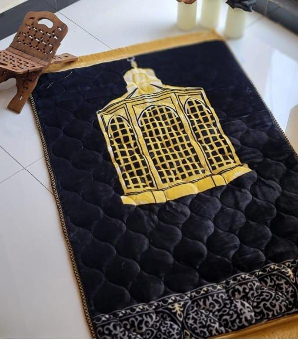 Luxury Velvet Embossed Prayer Mat Soft Comfortable Muslim Janamaz for Daily - CheckNpays
