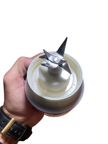 Imported Rechargeable Portable 420ml Blender with 6 Blades - Portable Blender with