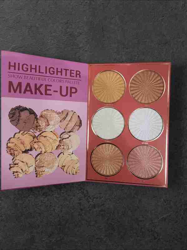 Book-Sized Skin, Blush and Highlighter Makeup Kit, Mocallure 5-layer Large | Mocallure